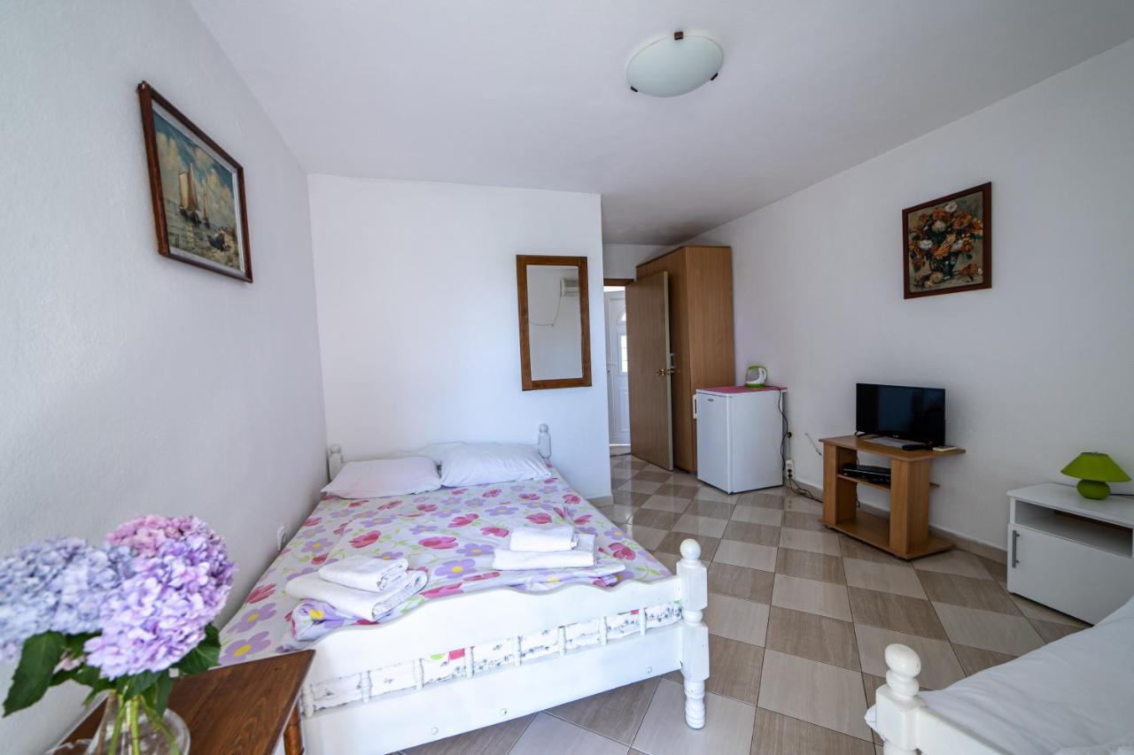 Apartments Vila Nikolic רפאלוביץ' מראה חיצוני תמונה