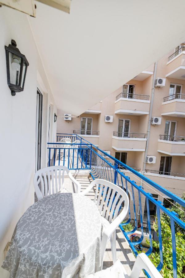 Apartments Vila Nikolic רפאלוביץ' מראה חיצוני תמונה